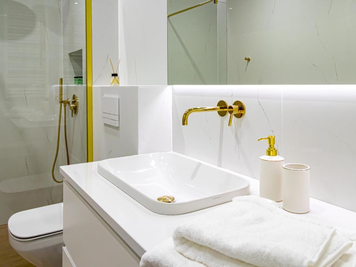 Golden Star Apartment クラクフ エクステリア 写真