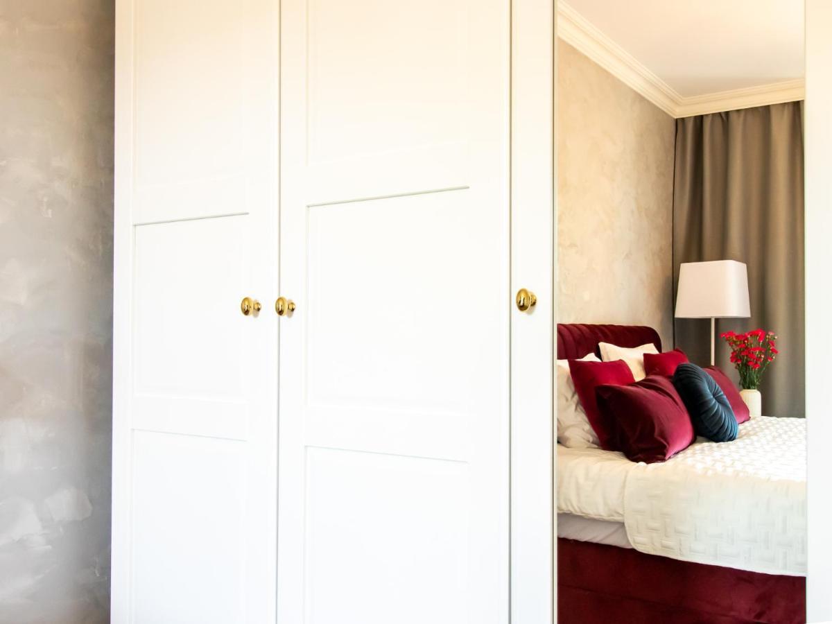 Golden Star Apartment クラクフ エクステリア 写真